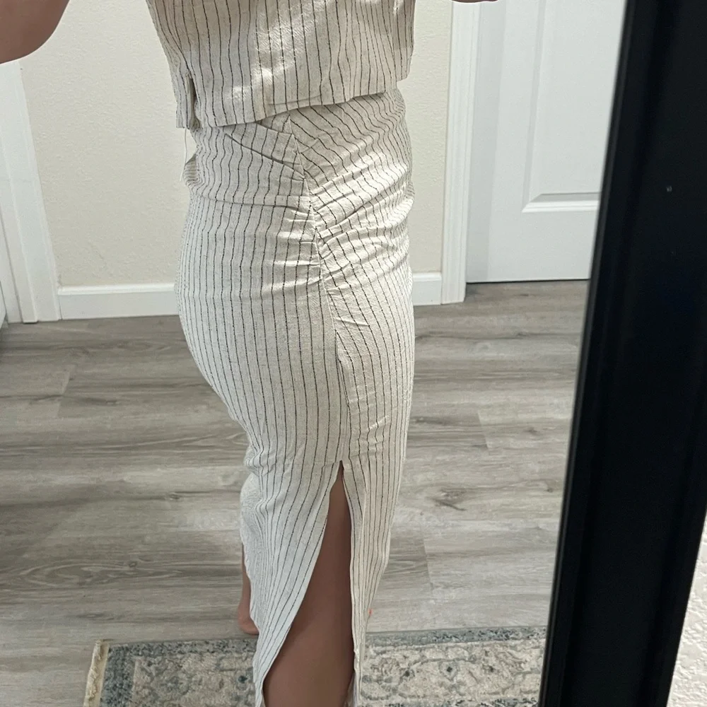 VICI- linen set - Picture 4 of 8